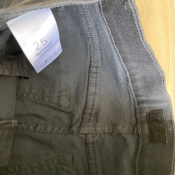NWT Mother Denim “The Cha Cha Fray” Jean